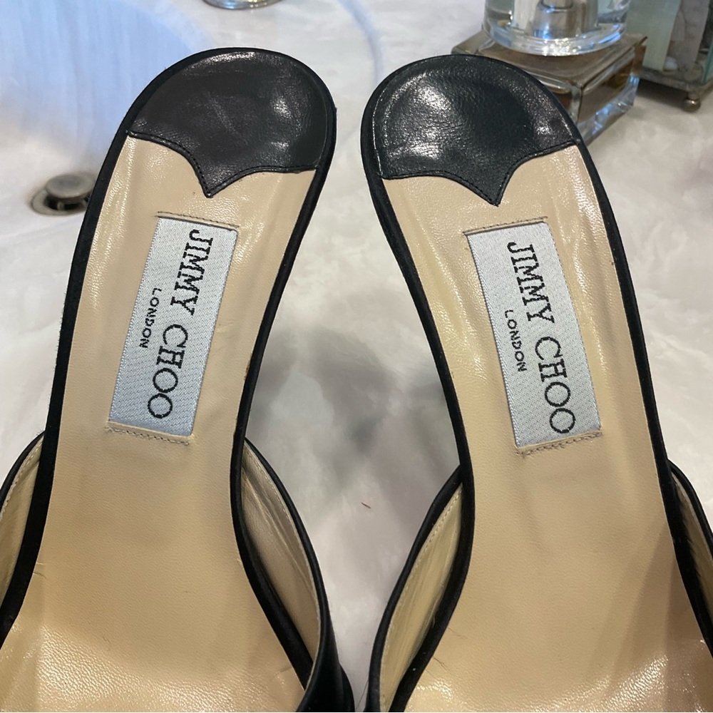 Jimmy Choo Evening Shoes, black w/ crystals. Excellent condition! Size 8.5/39.5 - Picture 3 of 15